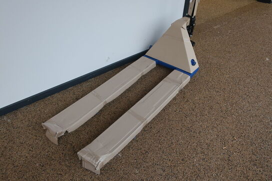 Palleløfte 2500 kg. 