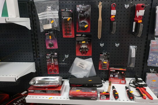 Diverse aftrækkere, børster m.v. 