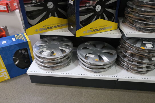 Diverse hjulkapsler samt kander 