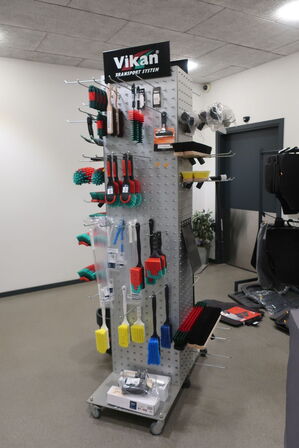 Bøster m.v samt reol VIKAN 