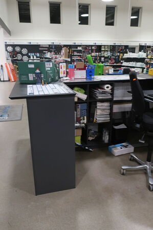 Butiksdisk uden indhold 