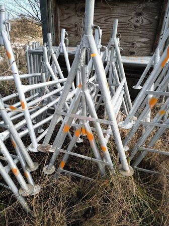 13 stk. stilladsbukke JUMBO