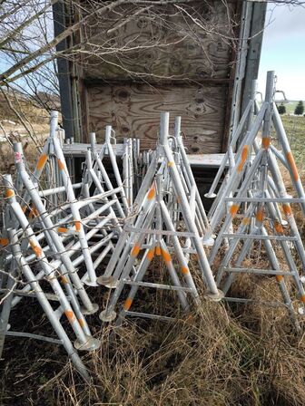 13 stk. stilladsbukke JUMBO