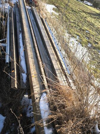 Div. Stiger, træ, dele til stillads m.m.