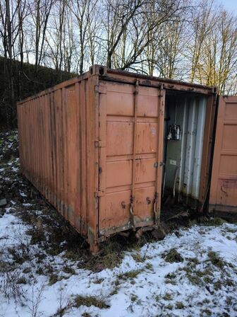 20 fods container med indhold