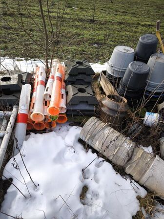 Div. Trillebøre, murespande, afspærringstolper m.m.