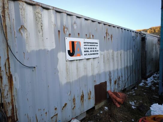 20 fods container med varelager, værktøj m.m.