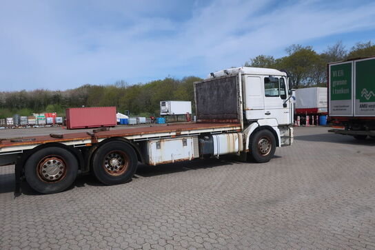 Lastbil m. kran MAN FE-360A