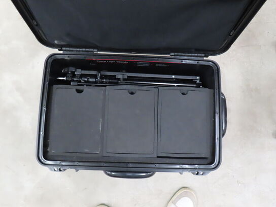 LED lampesæt i kasse FIILEX