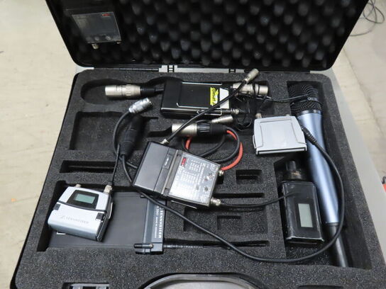 Kasse med Microfon og blandede modtagere - SENNHEISER