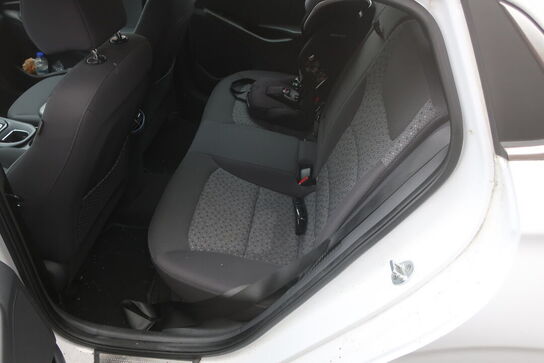 Personbil HYUNDAI IONIQ PHEV HATCHBACK DCT (MOMSFRI)