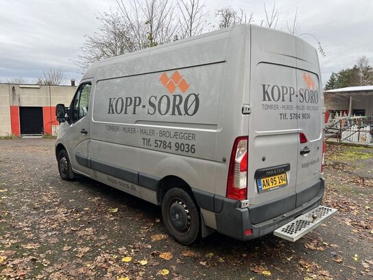 Varebil RENAULT MASTER 2.3 dCi 125 hk