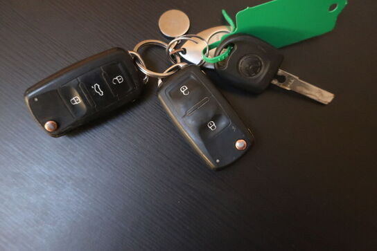 Varebil VOLKSWAGWEN transporter kasseveogn 2,0 tdi