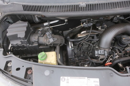 Varebil VOLKSWAGWEN transporter kasseveogn 2,0 tdi