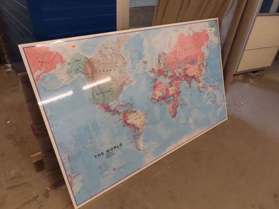Verdenskort på plade 240x120cm