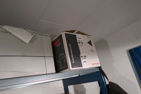 Lagerreoler med div. Kontorartikler m.m.