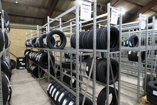 8 fag dækreoler uden indhold