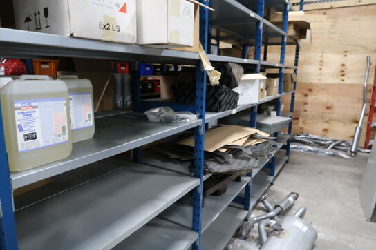 12 fag lagerreoler med indhold