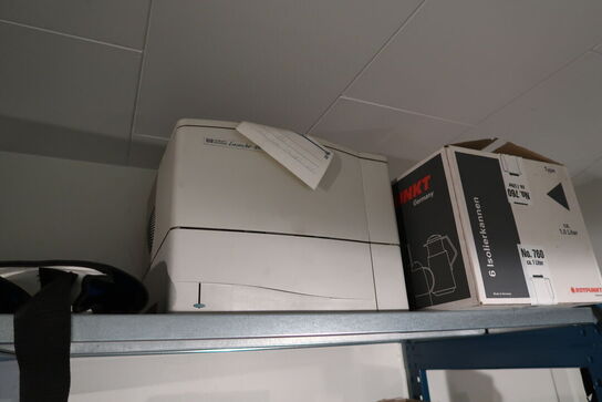 Lagerreoler med div. Kontorartikler m.m.