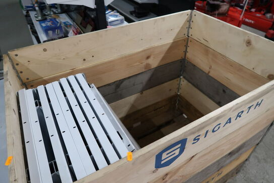 Palle med div. Hylder til lagerreoler