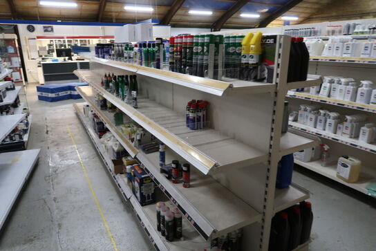 Butiksinventar uden indhold