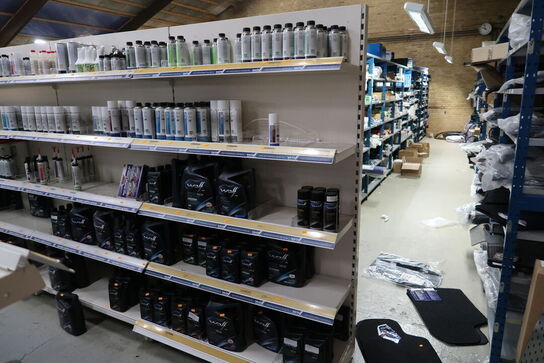 Butiksinventar uden indhold