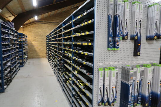 9 fag dobbeltsidet lagerreoler uden indhold