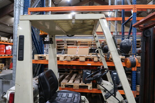 Gastruck NISSAN PHO1A15U