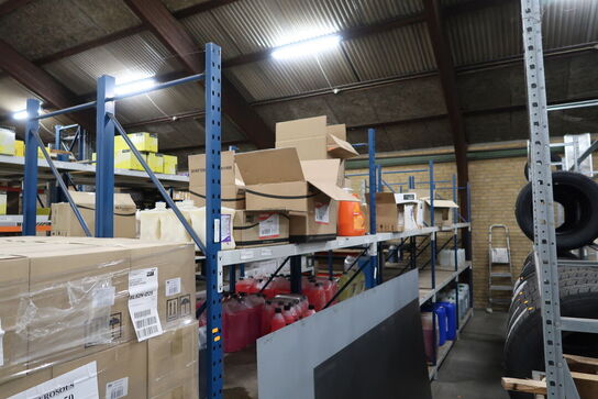 8 stk. lagerreoler uden indhold