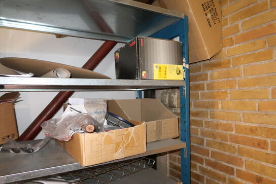 3 fag lagerreoler med div. Reservedele (endoskop medfølger ikke)