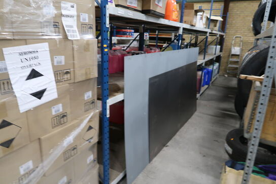 8 stk. lagerreoler uden indhold