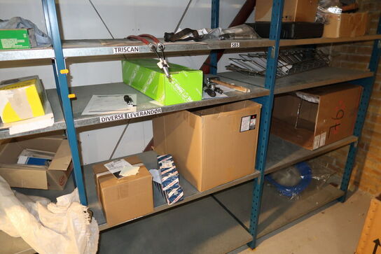 3 fag lagerreoler med div. Reservedele (endoskop medfølger ikke)