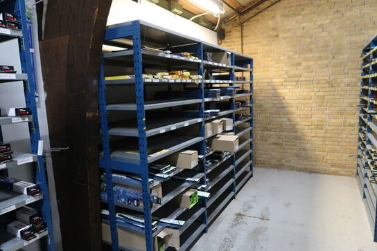 3 fag lagerreoler uden indhold