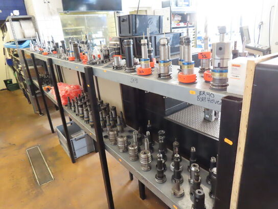 Reol til CNC-skæreværktøjer og -værktøjsholdere (uden værktøjer)