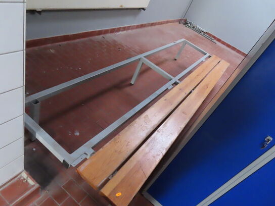 Bænk til omklædningsskab (MOMSFRI)