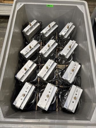 Messelamper 116 stk. i kasser med tilbehør