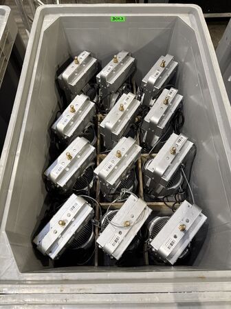 Messelamper 116 stk. i kasser med tilbehør