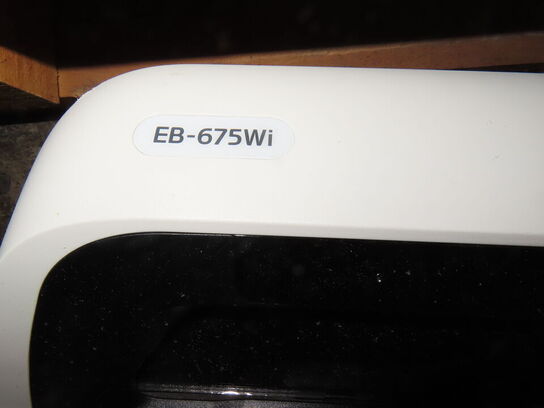 Projektor short throw - EPSON EB-675WI