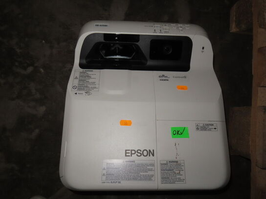 Projektor short throw - EPSON EB-675WI