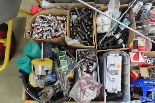 Palle med diverse fitting m.m.