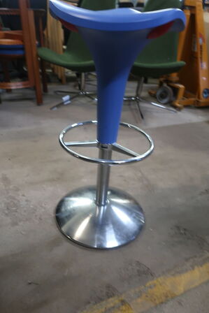 Justerbar barstol REXITE