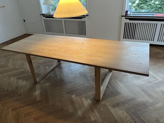 Spisebord  FRITZ HANSEN