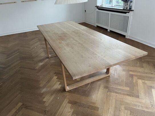 Spisebord  FRITZ HANSEN