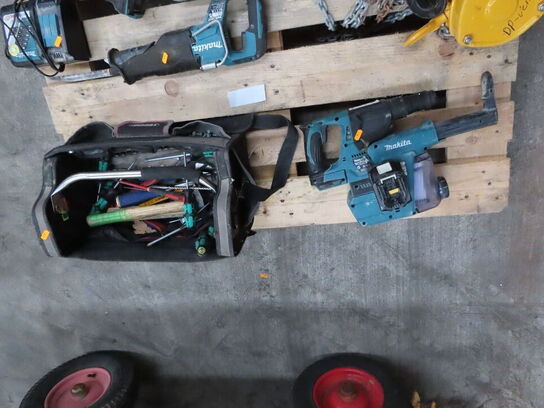 Elværktøj MAKITA og værktøjskasse