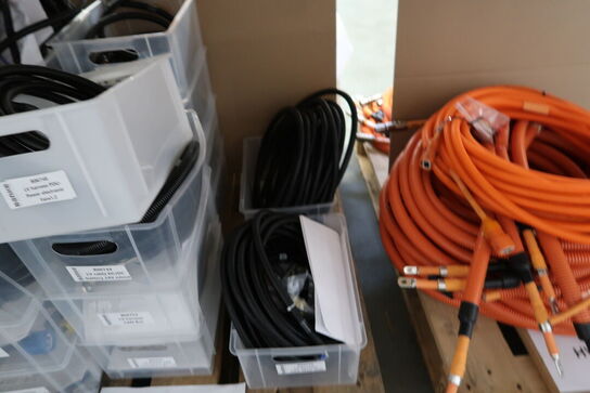 2 stk. paller med Div. Varelager/Reservedele