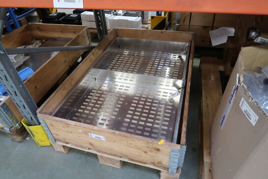 3 stk. paller med div. Varelager/reservedele