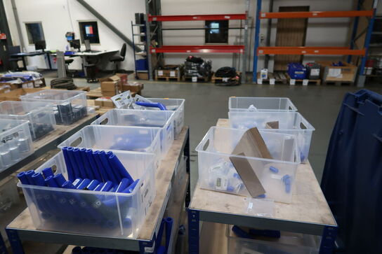 Div. Varelager/reservedele samt lagerreoler