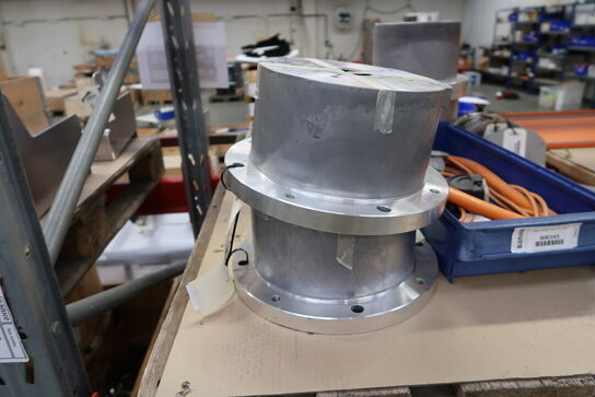 3 stk. paller med div. Varelager/reservedele