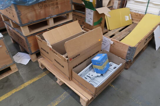 Palle med varelager/reseverdele