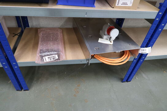 5 fag lagerreoler med varelager/reservedele